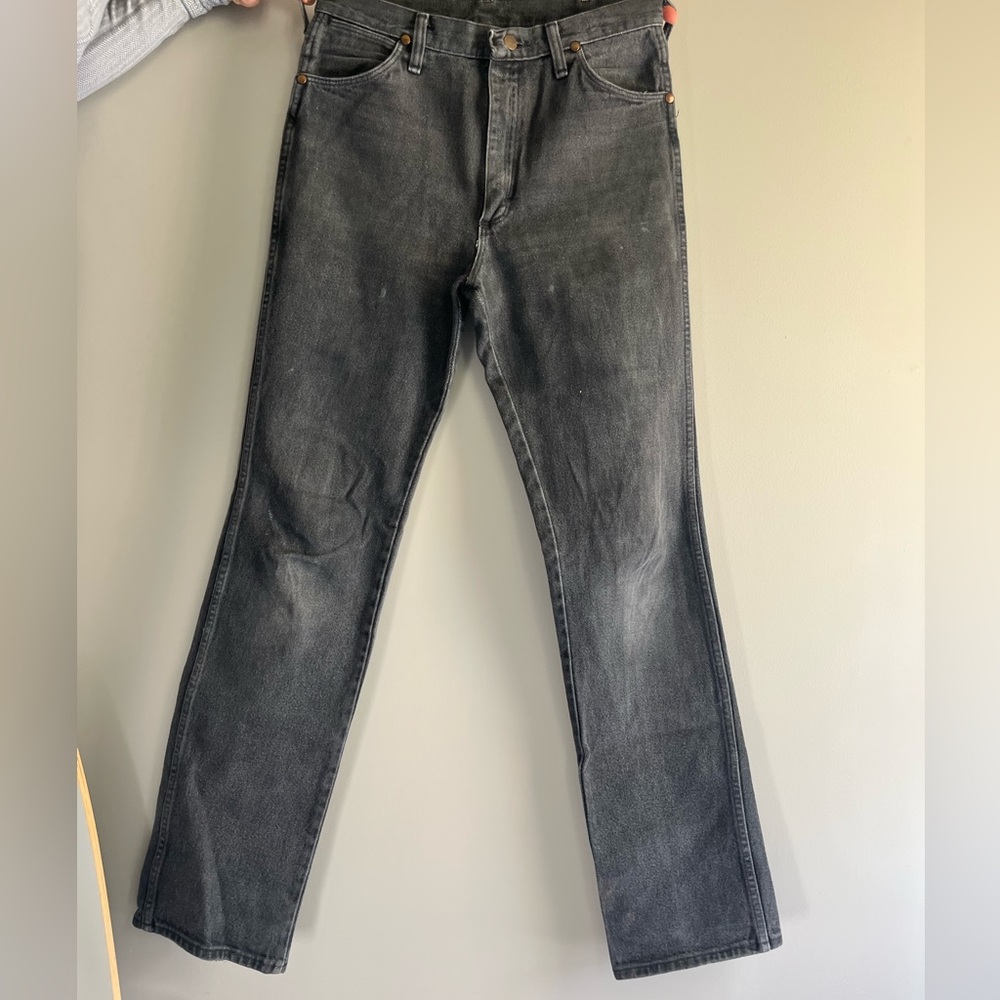 Wrangler Men's Dark Gray Straight Jeans